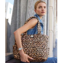 Kameron Utility Tote -Fashion Accessories Store kameron utility tote catwalk 5