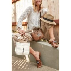 Kyla Shoulderbag -Fashion Accessories Store kyla shoulderbag white 3 267a2e5a 93c6 4b7c ad28 9b86a0f3fce3