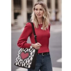 Look Of Love Shoulderbag -Fashion Accessories Store look of love shoulderbag multi 3 183da3b0 2f28 42a3 9c8e 6e97e9d15413